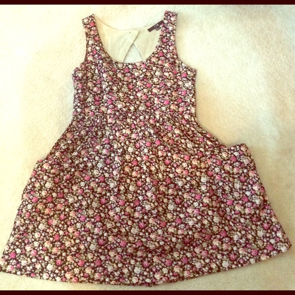 Forever 21 Flower Dress 🌷🌷