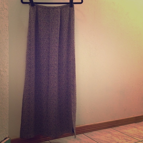Floral Maxi skirt