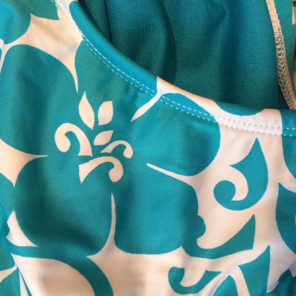 Bathing suit set - Picture 2 of 2