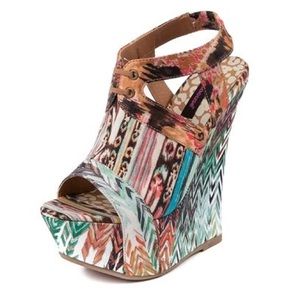 "Ritual" Wedge in Tan/Multi print