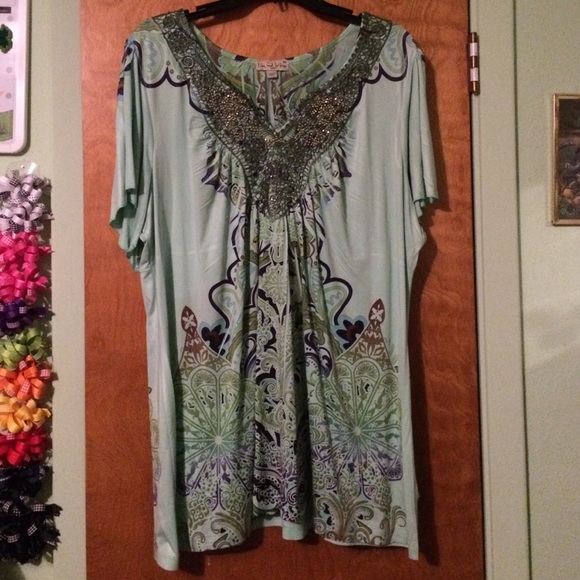 Green Embellished Top 🎉✨sale⏰🚨