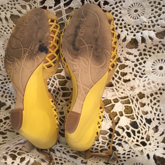 Yellow Wedge! No Trade. - Picture 4 of 4