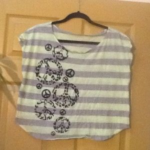 Adorable 💕 Girls T- Shirt