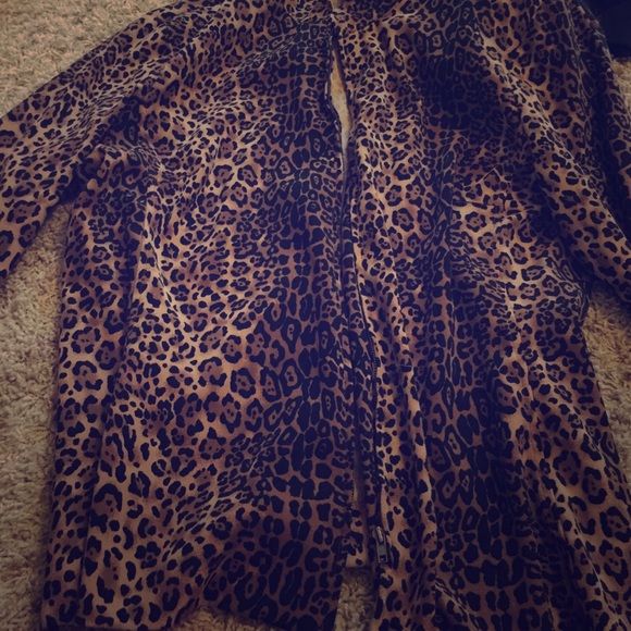 Cute cheetah print blazer