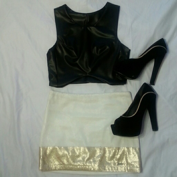 Hollister White & Gold Sequin Mini Skirt