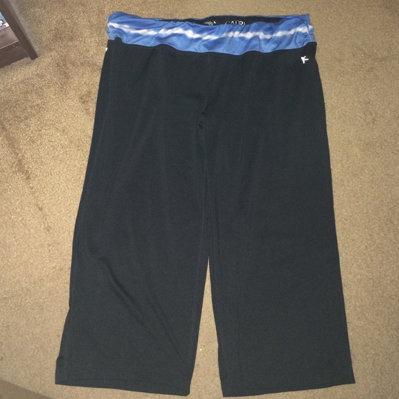 Black and Blue Capris