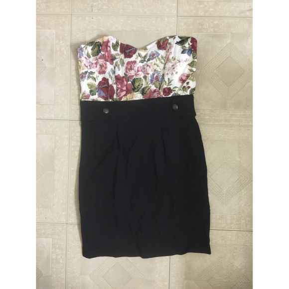 Floral Sweetheart Fitted Dress