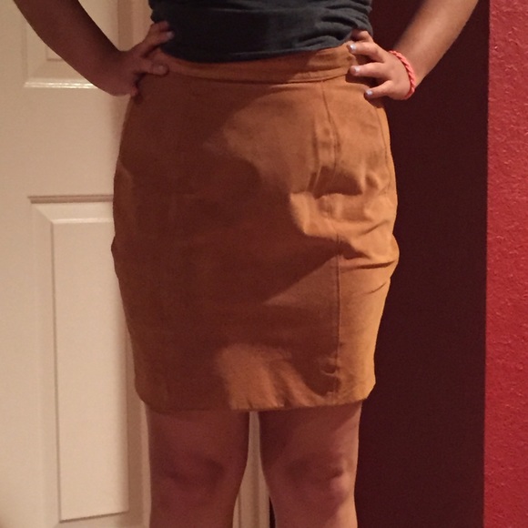 Leather-Suede skirt - Picture 2 of 2