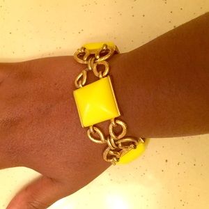 🔴SOLD🔴 Vintage yellow bracelet