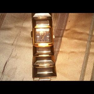 MK QYARTZ LADIES WATCH