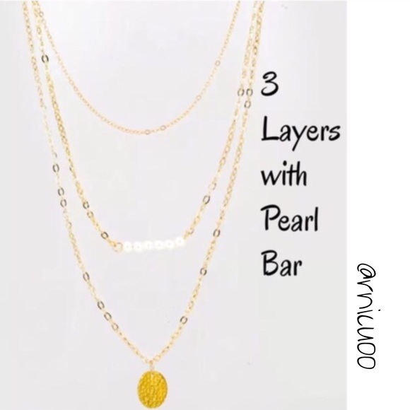Jewelry - 3-Layer Gold Pendant & Pearl Bar Necklace