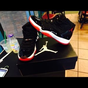 JORDAN BRED 11
