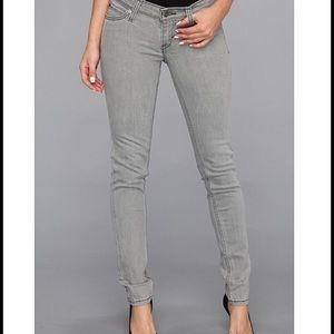 LEVI'S DEMI CURVE JEANS