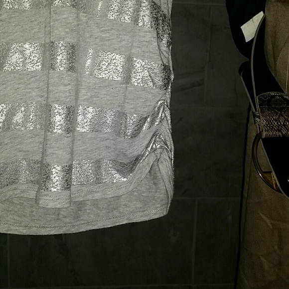 Express tank with ruched sides SZ SMALL - Picture 3 of 4