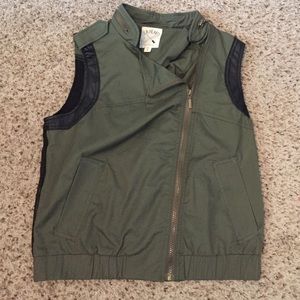Vest.