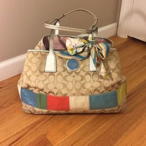 Color block and traditional "C"Coach purse