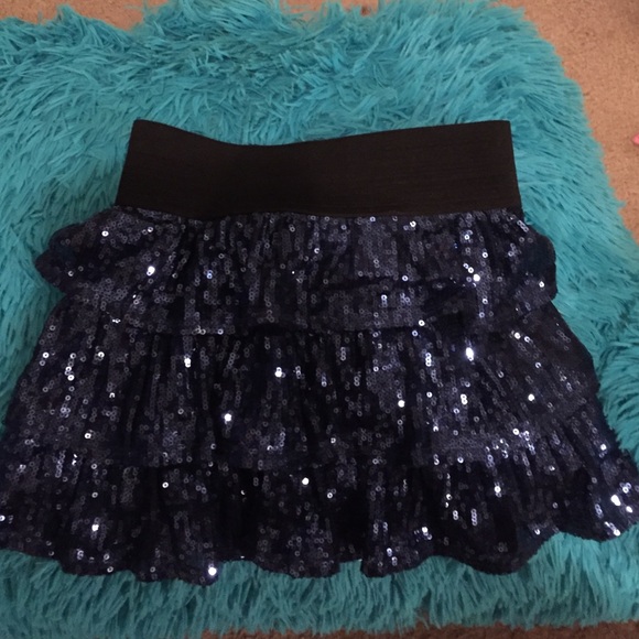 Girls blue sparkly skirt