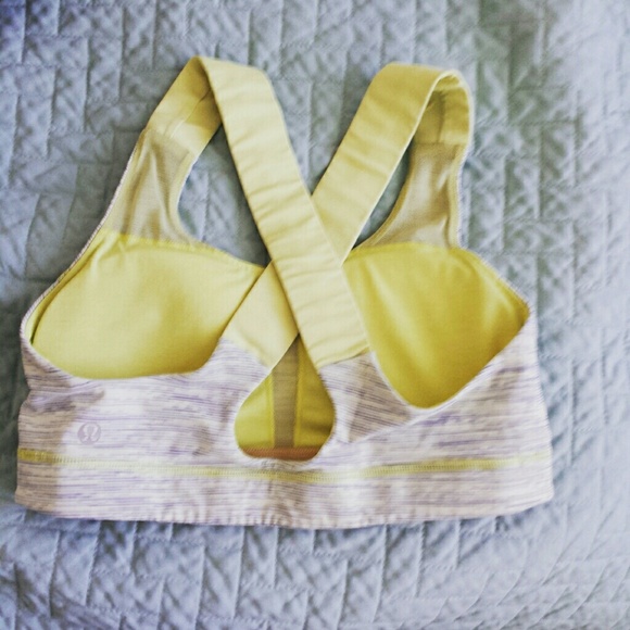 Lululemon sports bra 6 - Picture 2 of 3