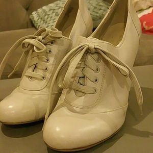 Gray Leather Oxford with heel