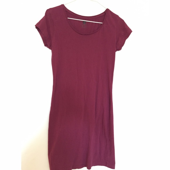 🚨ON HOLD ! Burgundy tshirt dress