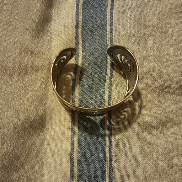 Silver Cuff - Picture 2 of 4