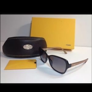 FENDI SUNGLASSES FS5275 + Fendi Leather Case NEW