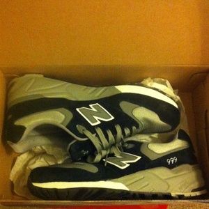 New balances 990