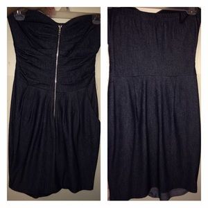 Slim body fitting short dress
