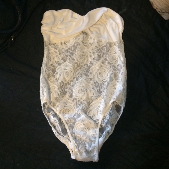 White strapless body top