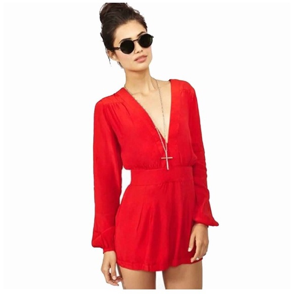 Short long sleeve romper