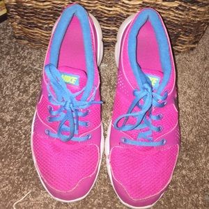 Nike violet/ purple pink and blue running shoes 8