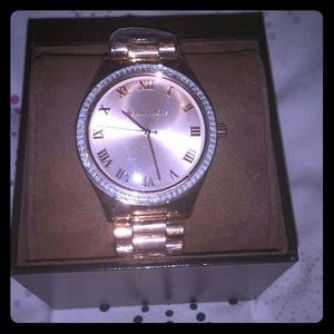 MK  Woman watch