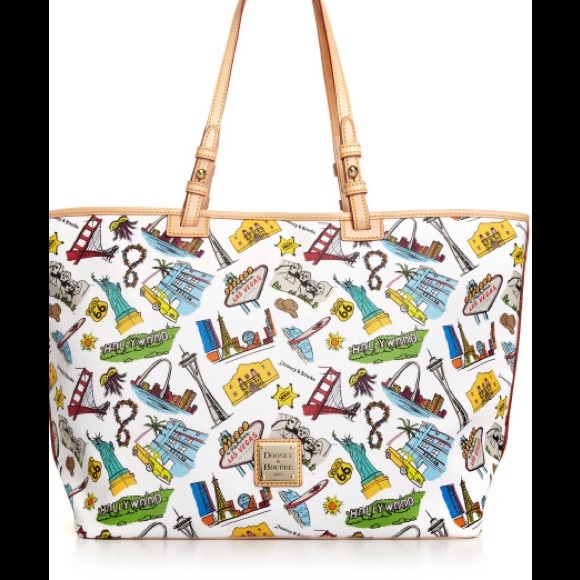 Dooney & Bourke Americana Leisure Shopper