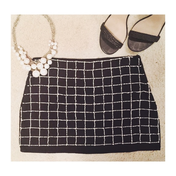 Zara Mini Skirt!!