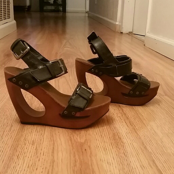 Wedge Sandles