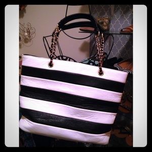 Aldo black and white handbag