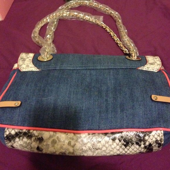 NWT Guess Denim Multi bag - Picture 2 of 4