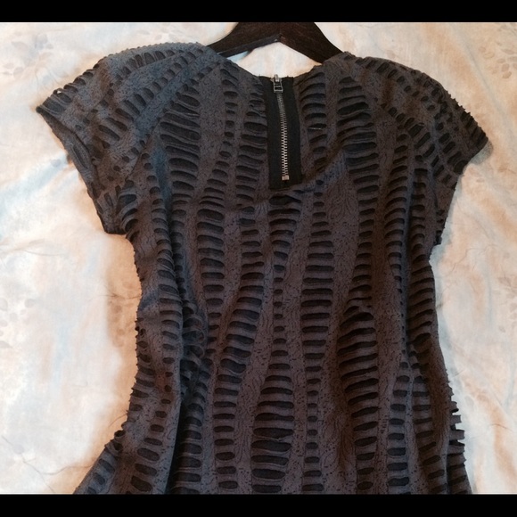 ❤️SALE❤️Twelve by Twelve Trendy Grey Top