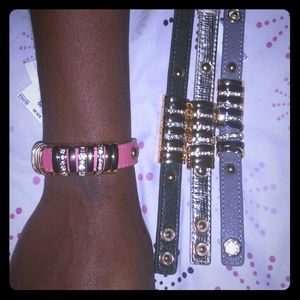 Jessica Simpson bracelet