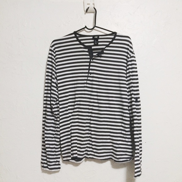 Black and White Striped Long Sleeve