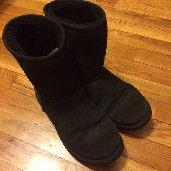 Black Ugg Boots 💌