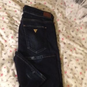 Size 9/10 Guess jeans. Dark wash.