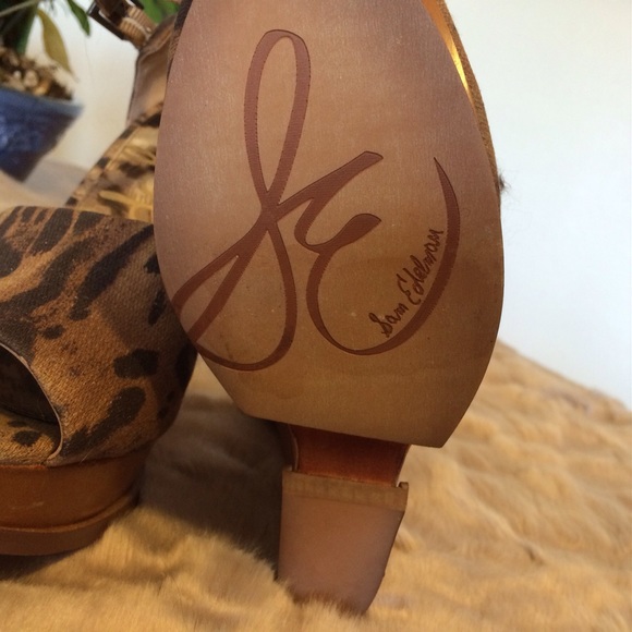 Shoes - Picture 3 of 3