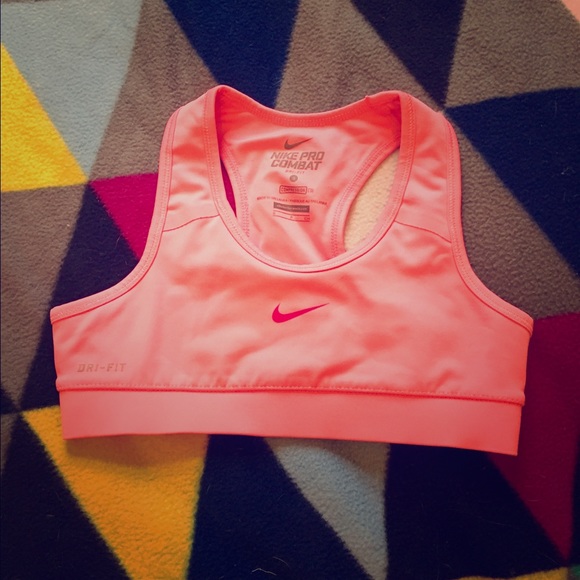💞Nike Sports Bra NWOT💞