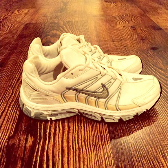 Nike Tri-D shoes