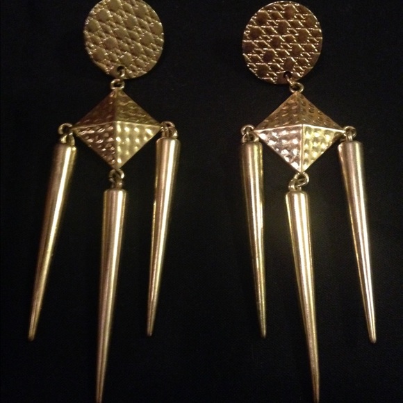 Spiked post earrings