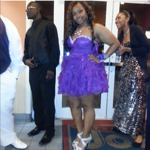 Dresses & Skirts - Purple prom dress.