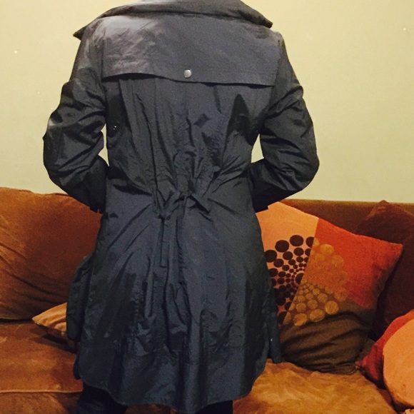 Cole Haan rain coat navy blue - Picture 4 of 4
