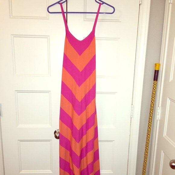 Gap Chervron Maxi Dress