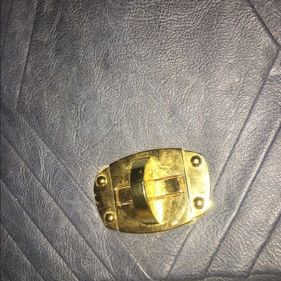 Classic side handbag - Picture 2 of 4